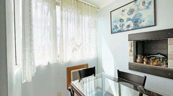 Apartamento à venda com 3 quartos, 75m², 1 suíte, 1 vaga, Rua São Francisco no bairro Santana em Porto Alegre