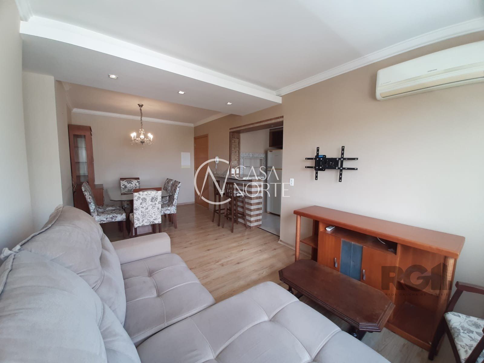 Apartamento à venda com 3 quartos, 78m², 1 suíte, 2 vagas, Rua Gomes Jardim no bairro Santana em Porto Alegre