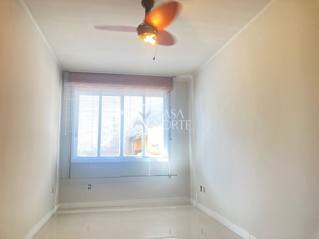 Apartamento à venda com 1 quarto, 50m², Rua Duque de Caxias no bairro Centro Histórico em Porto Alegre