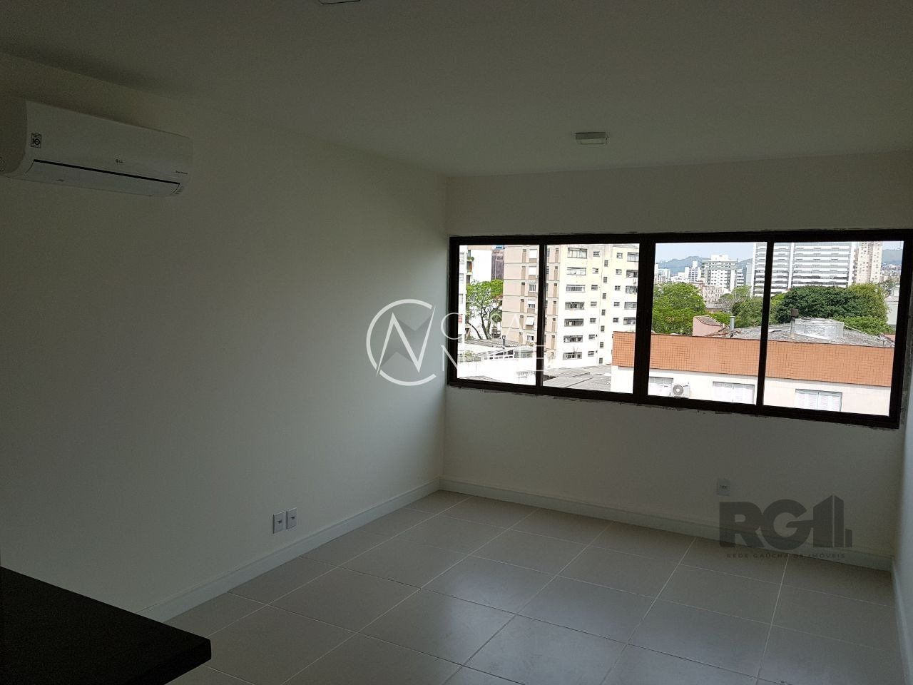 Apartamento à venda com 1 quarto, 38m², 1 vaga, Rua Laurindo no bairro Santana em Porto Alegre