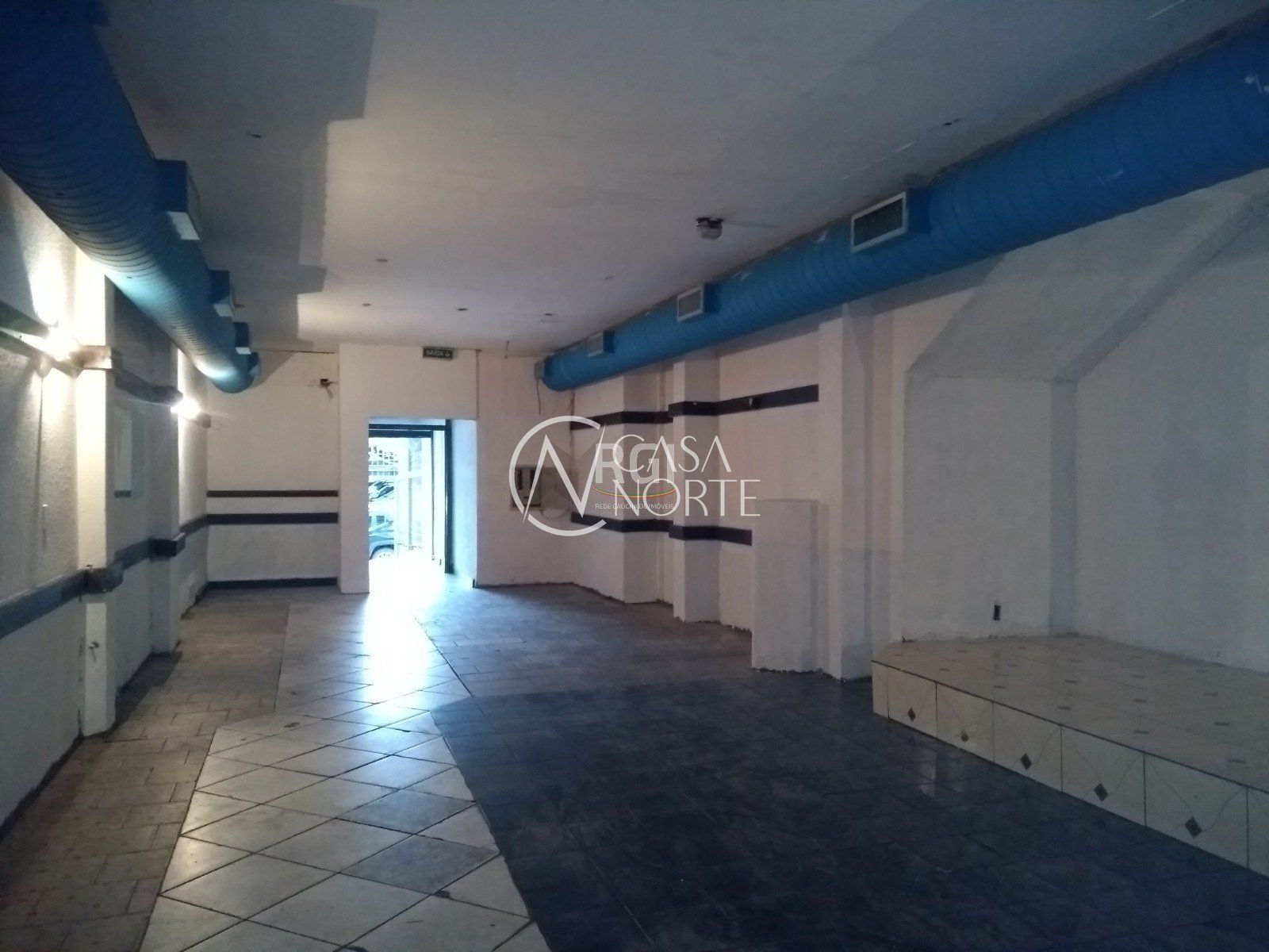 Loja à venda , 244m², Avenida Venancio Aires no bairro Farroupilha em Porto Alegre