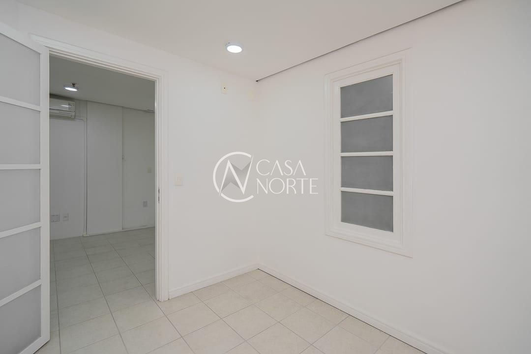 Sala Comercial à venda com 3 quartos, 60m², 1 vaga, Avenida Carlos Gomes no bairro Boa Vista em Porto Alegre