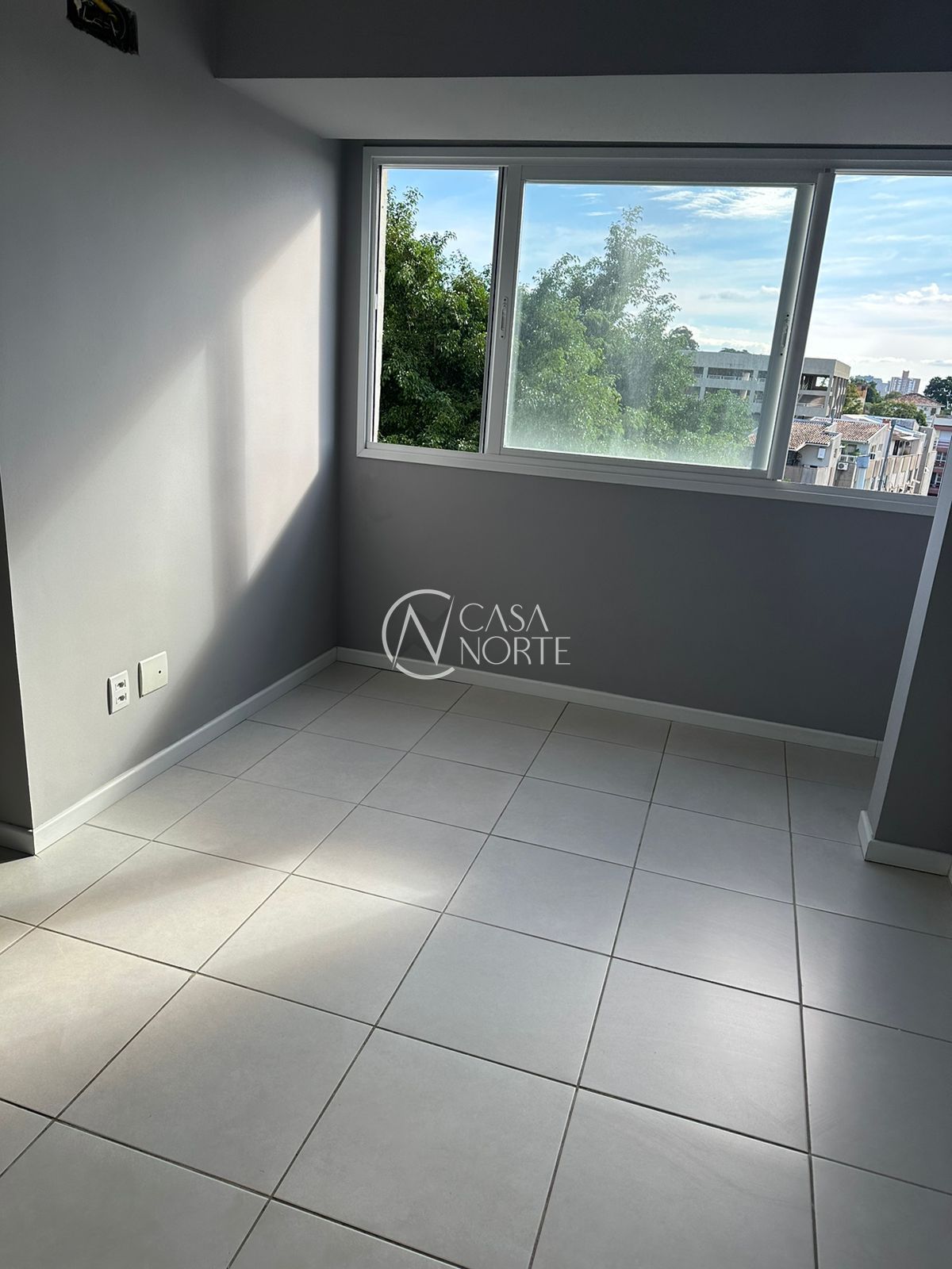 Apartamento à venda com 1 quarto, 36m², 1 vaga, Rua Fagundes Varela no bairro Santo Antônio em Porto Alegre