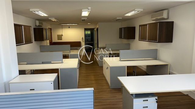 Conjunto Comercial à venda , 105m², 3 vagas, Rua Francisco Ferrer no bairro Rio Branco em Porto Alegre