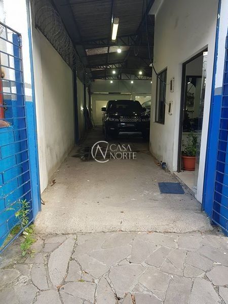 Casa à venda com 2 quartos, 181m², 10 vagas, Rua Euclydes da Cunha no bairro Partenon em Porto Alegre