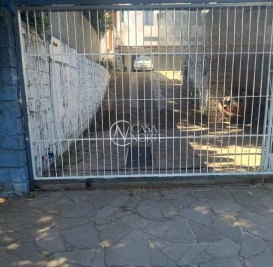 Terreno à venda  com 239m², Rua Santana no bairro Santana em Porto Alegre