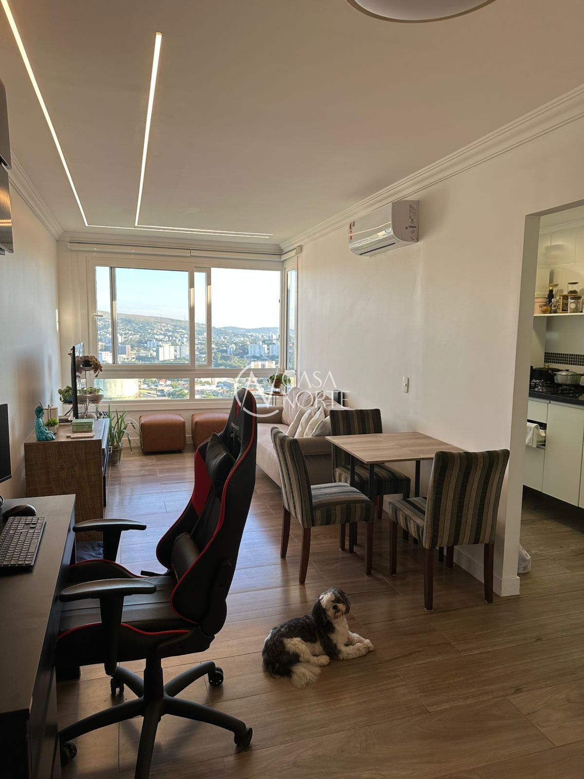 Apartamento à venda com 2 quartos, 69m², 1 suíte, 2 vagas, Rua Delfino Riet no bairro Santo Antônio em Porto Alegre