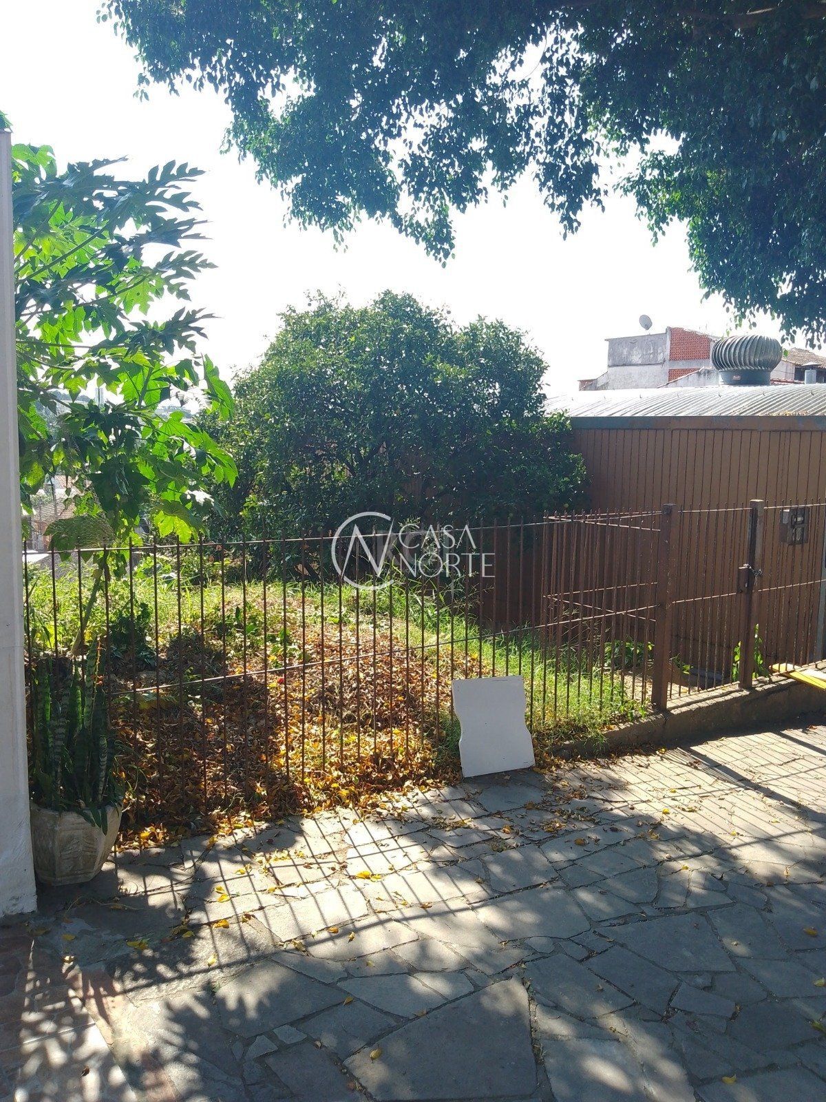 Terreno à venda  com 247m², Rua Padre Antônio Vieira no bairro Santo Antônio em Porto Alegre