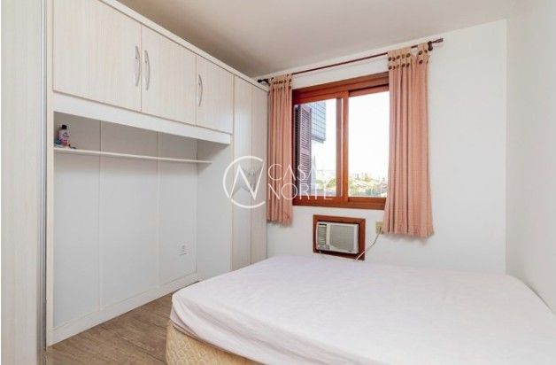 Cobertura à venda com 4 quartos, 280m², 1 suíte, 4 vagas, Rua Guadalupe no bairro Jardim Lindóia em Porto Alegre