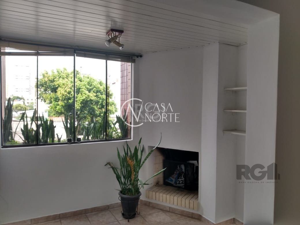 Apartamento à venda com 2 quartos, 87m², 1 suíte, 1 vaga, Rua São Luis no bairro Santana em Porto Alegre