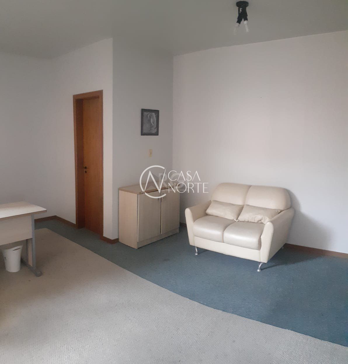 Sala Comercial à venda com 1 quarto, 27m², Rua Francisco Ferrer no bairro Rio Branco em Porto Alegre