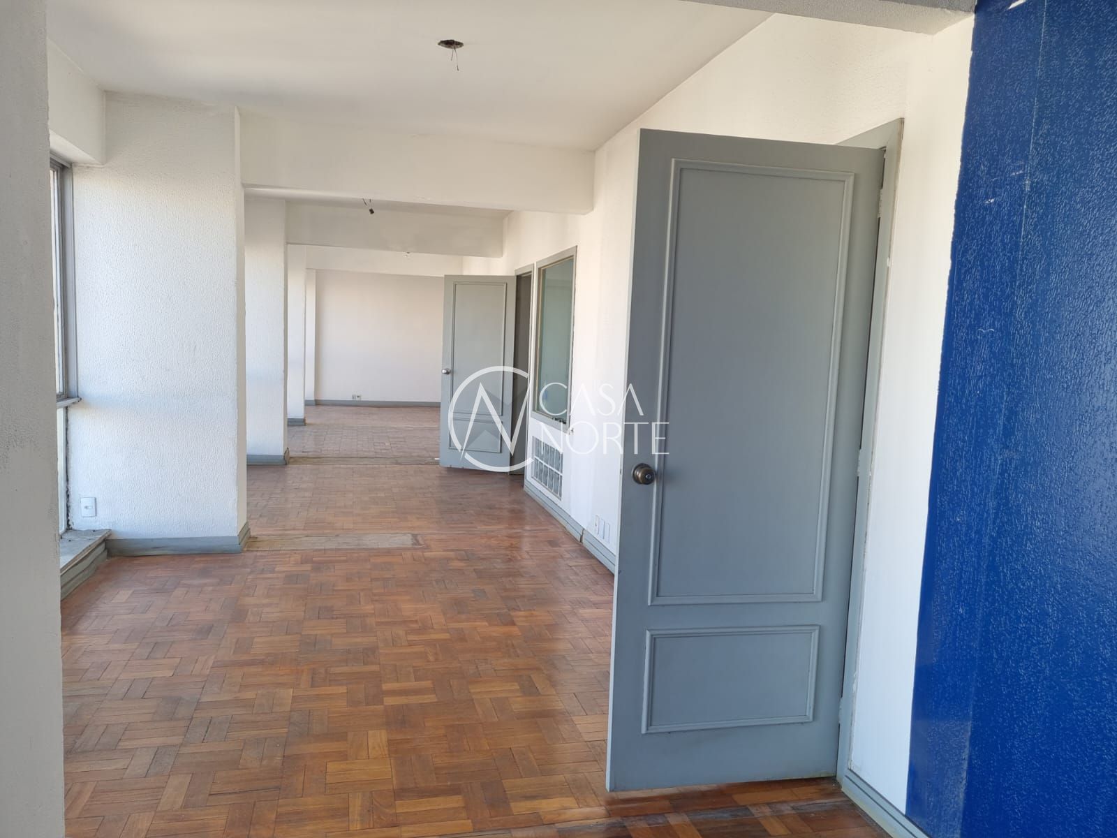 Conjunto Comercial à venda com 2 quartos, 235m², Avenida Farrapos no bairro Floresta em Porto Alegre