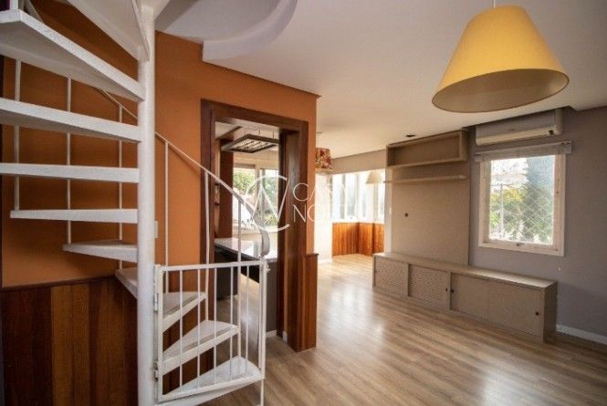 Cobertura à venda com 2 quartos, 85m², 1 suíte, 1 vaga, Rua Guilherme Alves no bairro Petrópolis em Porto Alegre