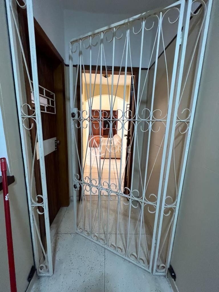 Apartamento à venda com 2 quartos, 83m², 1 suíte, Avenida Jerônimo de Ornelas no bairro Santana em Porto Alegre