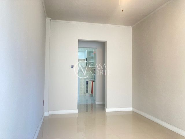 Apartamento à venda com 1 quarto, 50m², Rua Duque de Caxias no bairro Centro Histórico em Porto Alegre