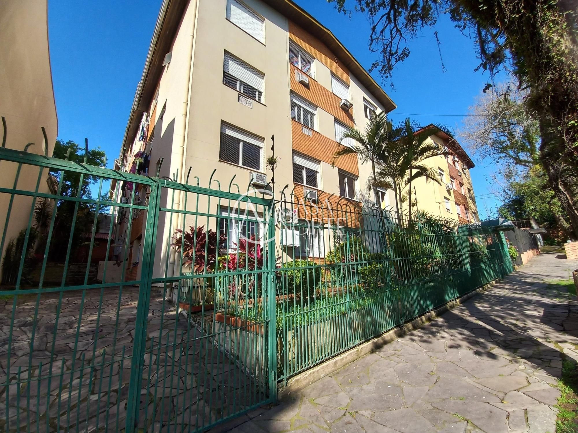 Apartamento à venda com 1 quarto, 41m², Rua São Benedito no bairro Jardim do Salso em Porto Alegre