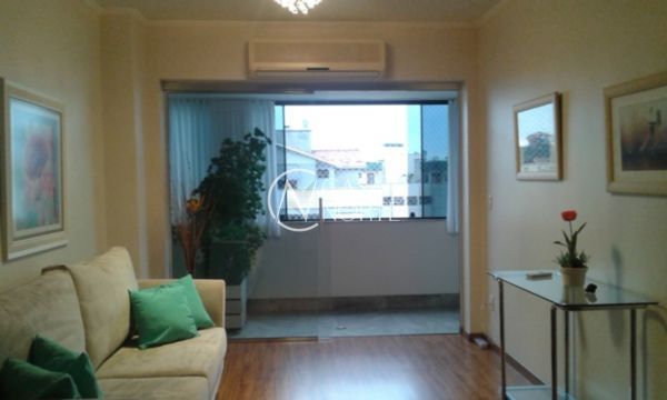 Cobertura à venda com 4 quartos, 276m², 1 suíte, 2 vagas, Rua Dona Adda Mascarenhas de Moraes no bairro Jardim Itu em Porto Alegre