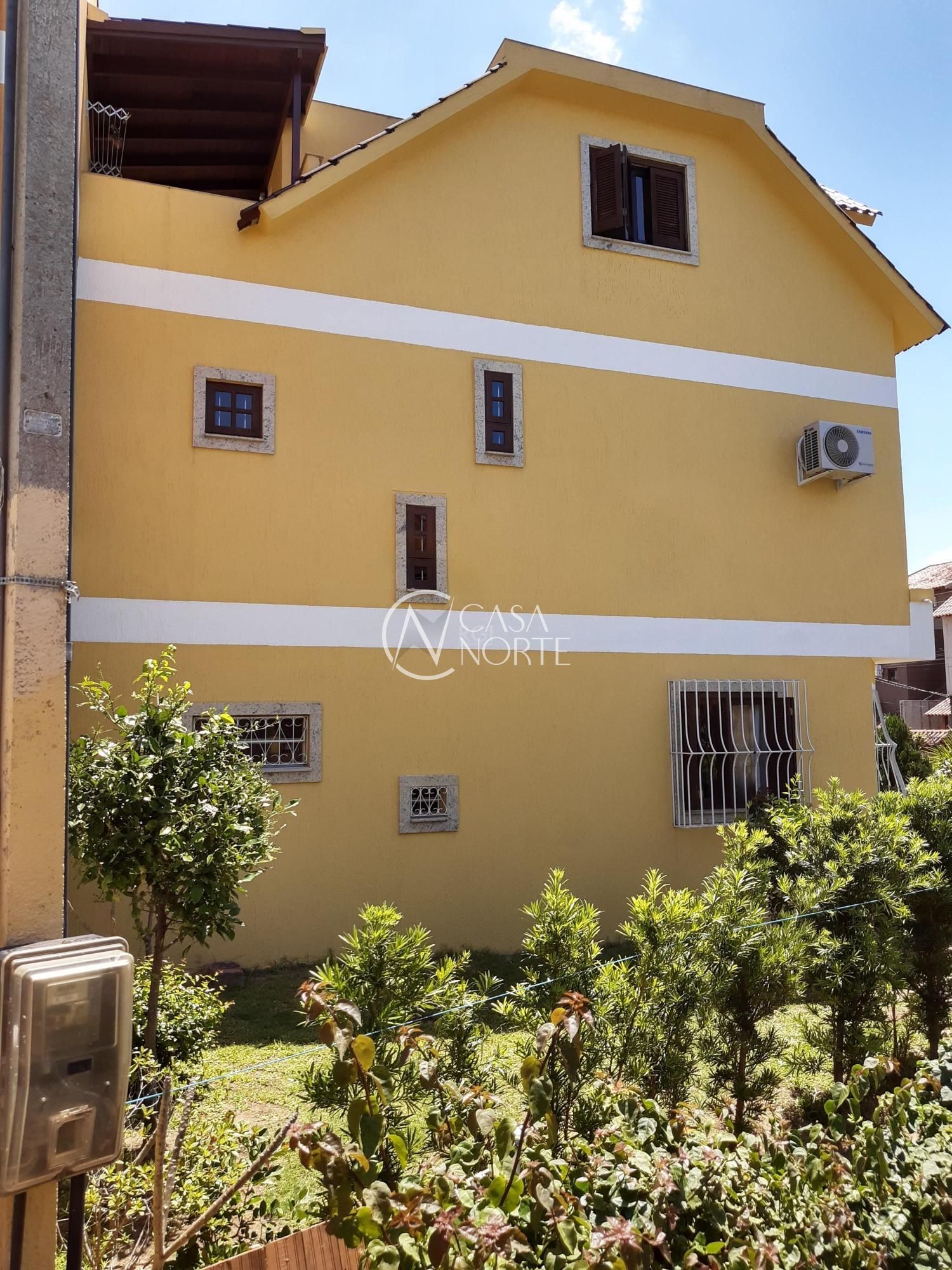 Casa à venda com 3 quartos, 155m², 1 suíte, 2 vagas, Rua Helio Felix Frey no bairro Espírito Santo em Porto Alegre