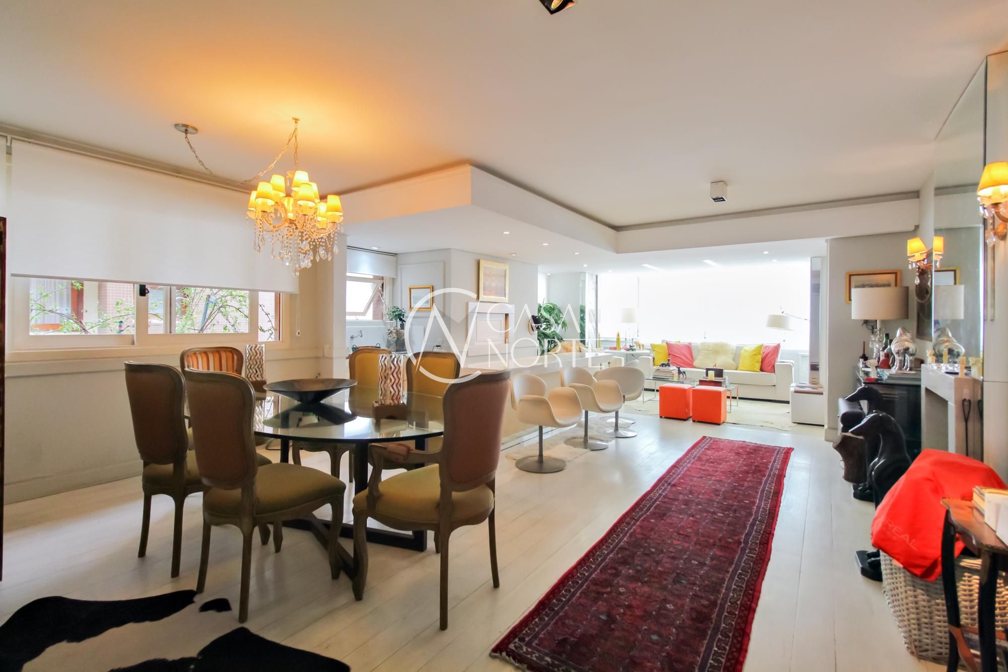 Apartamento à venda com 3 quartos, 152m², 1 suíte, 2 vagas, Rua Barão do Guaíba no bairro Menino Deus em Porto Alegre