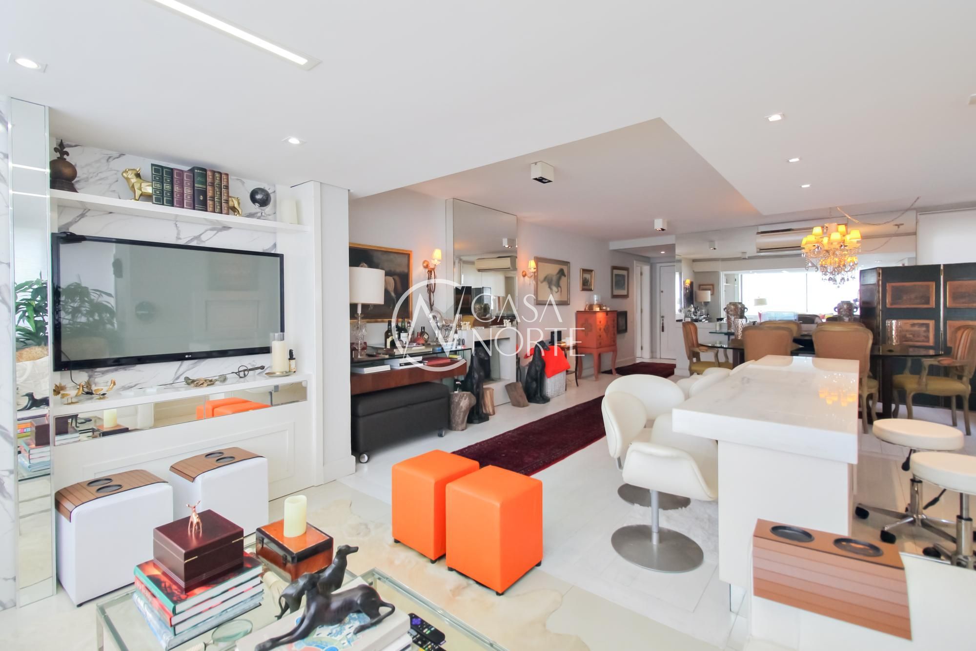 Apartamento à venda com 3 quartos, 152m², 1 suíte, 2 vagas, Rua Barão do Guaíba no bairro Menino Deus em Porto Alegre