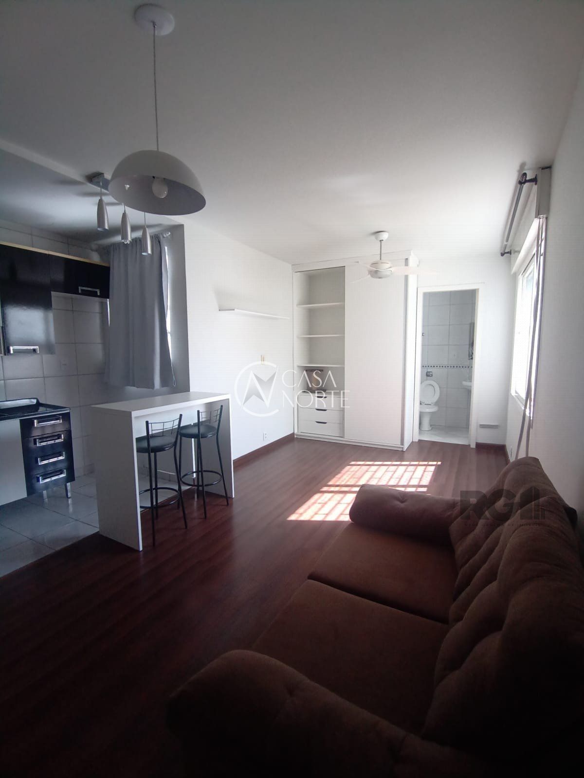 Kitnet à venda com 1 quarto, 24m², 1 vaga, Rua Monsenhor Veras no bairro Santana em Porto Alegre