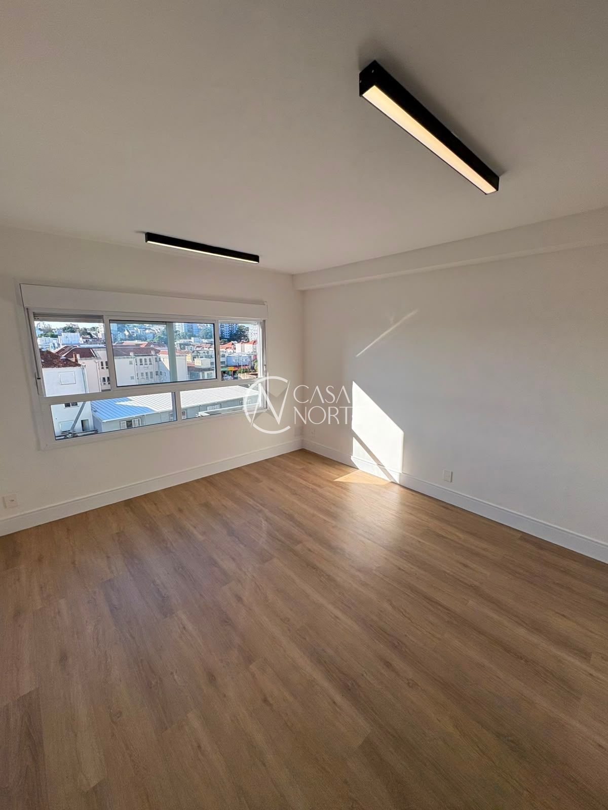 Loft à venda com 1 quarto, 26m², 1 vaga, Avenida João Wallig no bairro Passo da Areia em Porto Alegre