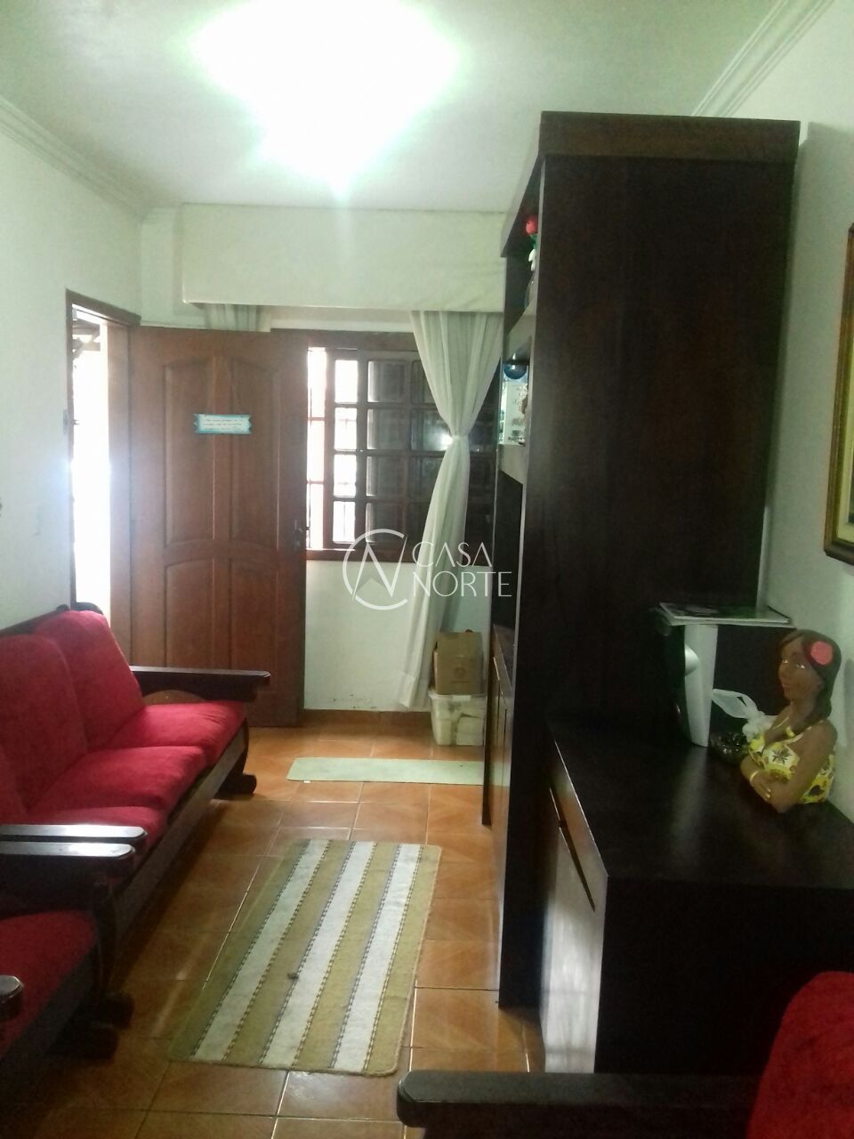 Casa à venda com 5 quartos, 130m², 1 suíte, 2 vagas, Rua Verissimo Rosa no bairro Partenon em Porto Alegre