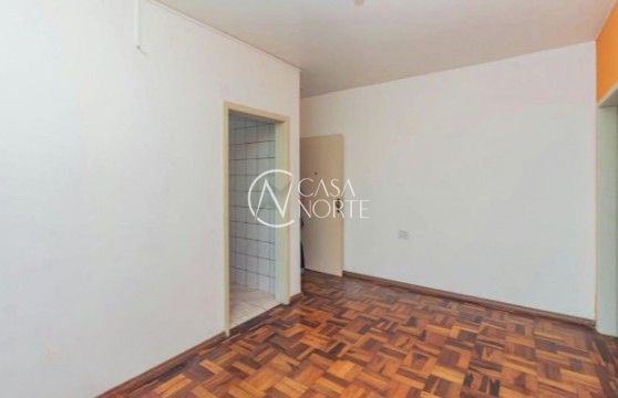 Apartamento à venda com 2 quartos, 56m², Rua Domingos Crescêncio no bairro Santana em Porto Alegre