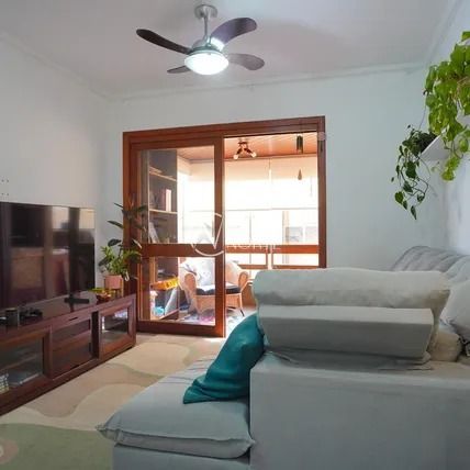 Apartamento à venda com 2 quartos, 101m², 1 suíte, 1 vaga, Rua Cipó no bairro Jardim Europa em Porto Alegre