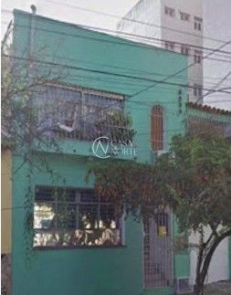 Casa à venda com 5 quartos, 280m², 3 suítes, Rua Lobo da Costa no bairro Azenha em Porto Alegre