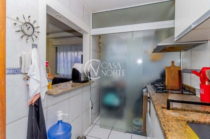 Apartamento à venda com 2 quartos, 52m², 1 vaga, Rua Carlos Pessoa de Brum no bairro Santo Antônio em Porto Alegre