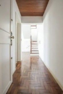 Cobertura à venda com 3 quartos, 260m², 2 suítes, 2 vagas, Avenida Érico Veríssimo no bairro Menino Deus em Porto Alegre