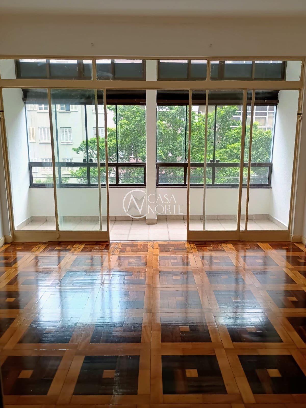 Apartamento à venda com 3 quartos, 85m², 1 vaga, Avenida Senador Salgado Filho no bairro Centro Histórico em Porto Alegre