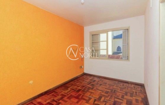 Apartamento à venda com 2 quartos, 56m², Rua Domingos Crescêncio no bairro Santana em Porto Alegre