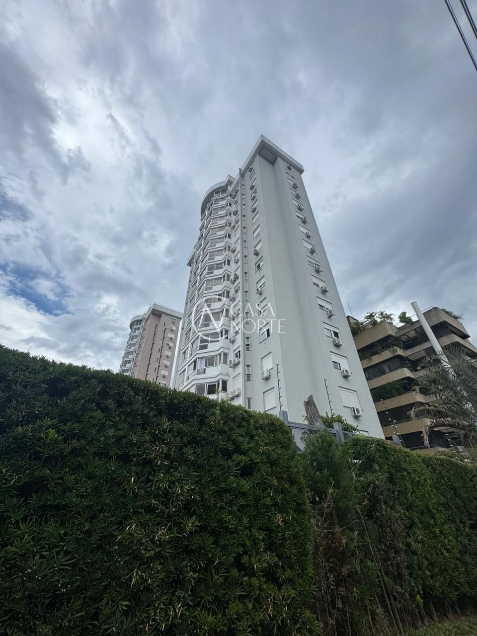 Apartamento à venda com 3 quartos, 101m², 3 suítes, 2 vagas, Avenida Mariland no bairro Auxiliadora em Porto Alegre