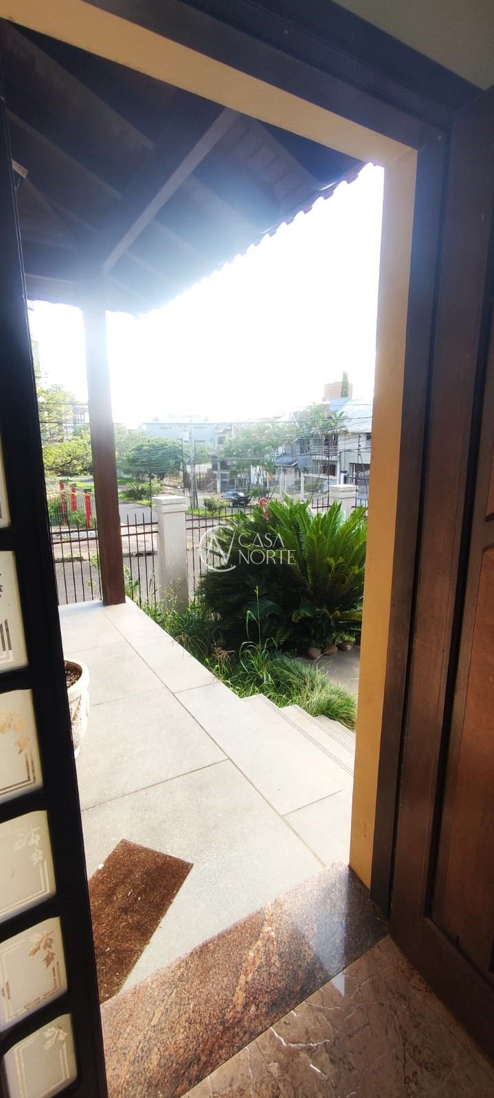 Casa à venda com 4 quartos, 338m², 3 suítes, 2 vagas, Rua Dona Adda Mascarenhas de Moraes no bairro Jardim Itu em Porto Alegre