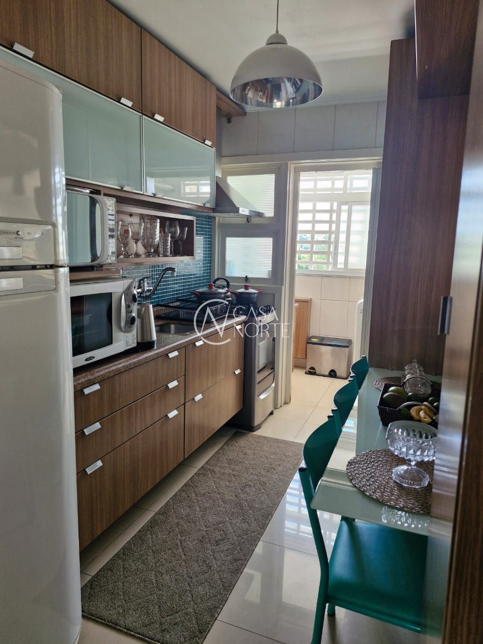 Apartamento à venda com 2 quartos, 132m², 1 vaga, Rua Xavier da Cunha no bairro Nonoai em Porto Alegre