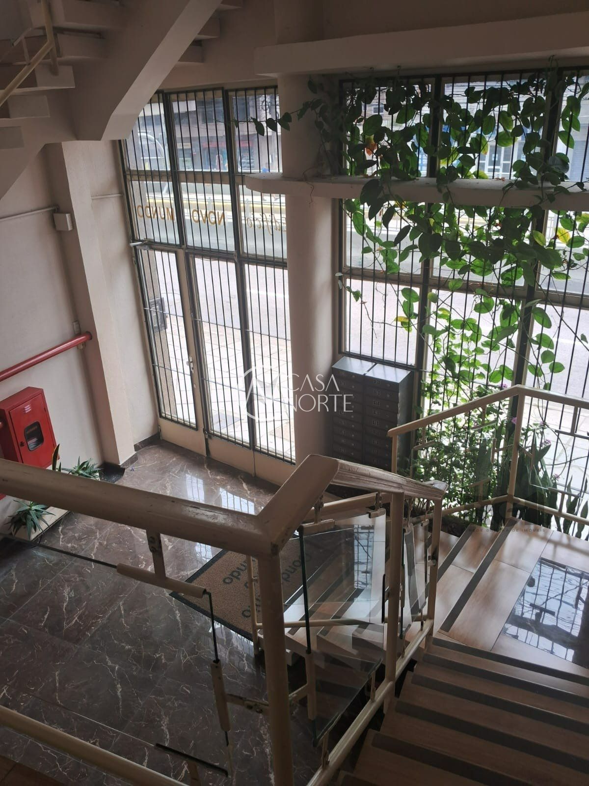 Sala Comercial à venda , 14m², Avenida Benjamin Constant - Até 620 - Lado Par no bairro São João em Porto Alegre