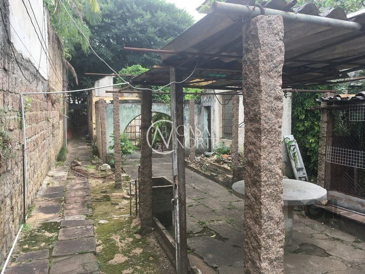 Terreno à venda  com 879m², Rua Otavio Dutra no bairro Santa Tereza em Porto Alegre