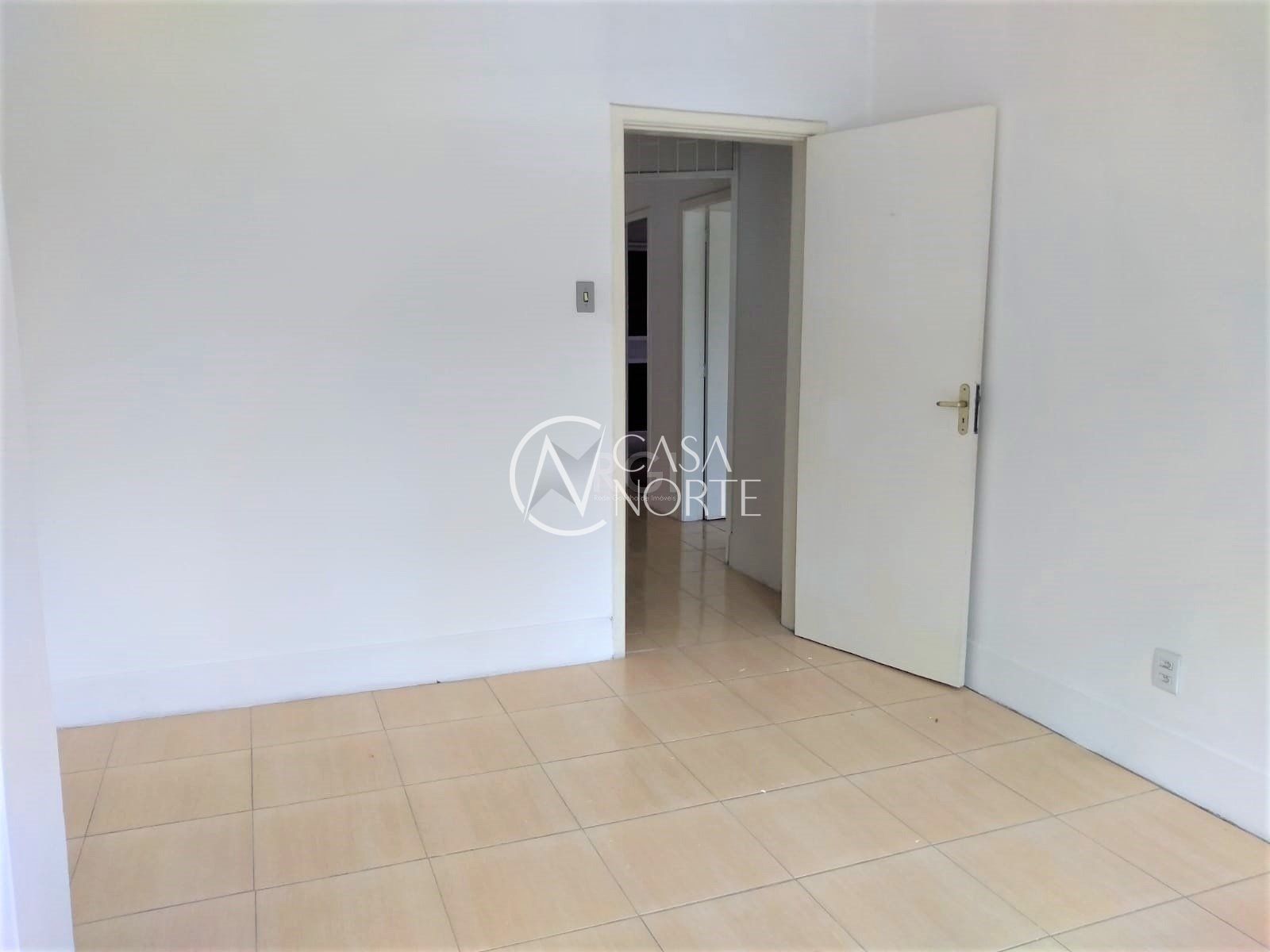 Casa à venda com 3 quartos, 124m², 2 suítes, Avenida João Pessoa no bairro Santana em Porto Alegre