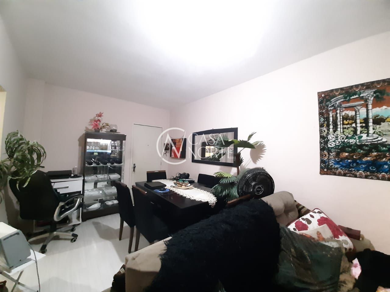 Apartamento à venda com 2 quartos, 56m², Rua Vicente da Fontoura no bairro Santana em Porto Alegre