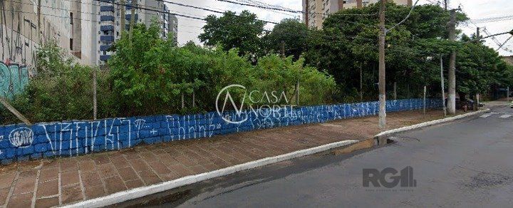 Terreno à venda  com 669m², Avenida Bento Gonçalves no bairro Partenon em Porto Alegre