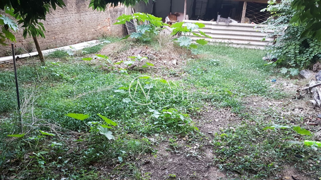 Terreno à venda  com 567m², Rua Veador Porto no bairro Santana em Porto Alegre