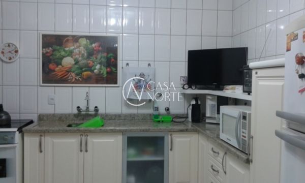 Cobertura à venda com 4 quartos, 276m², 1 suíte, 2 vagas, Rua Dona Adda Mascarenhas de Moraes no bairro Jardim Itu em Porto Alegre