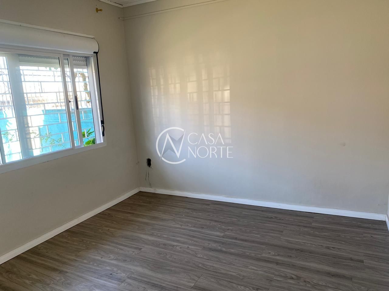 Casa à venda com 2 quartos, 107m², 1 vaga, Rua Nascimento Soares de Araújo no bairro Santa Tereza em Porto Alegre