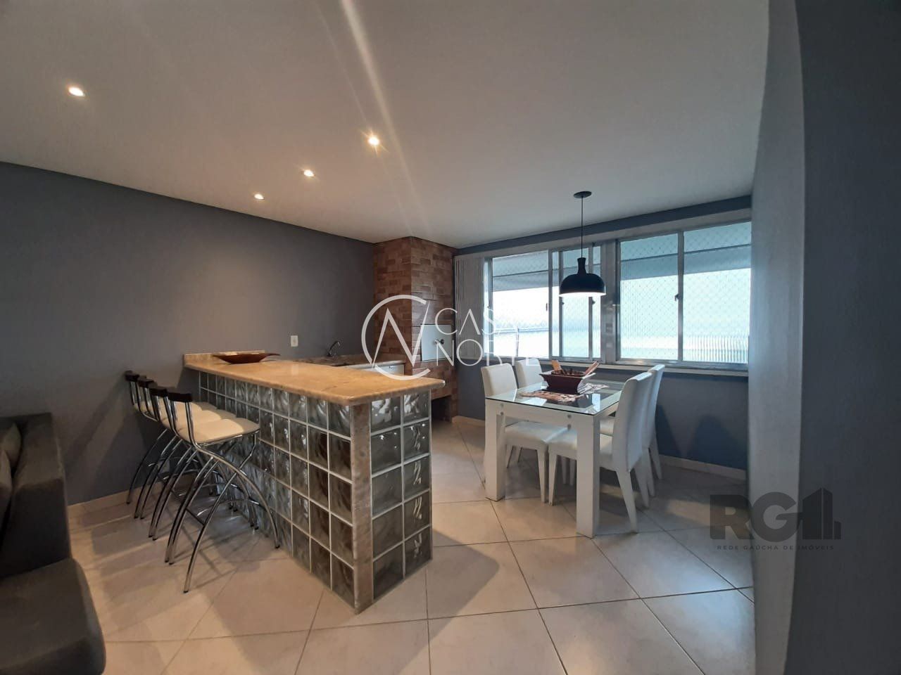 Apartamento à venda com 3 quartos, 81m², 1 vaga, Rua Monsenhor Veras no bairro Santana em Porto Alegre