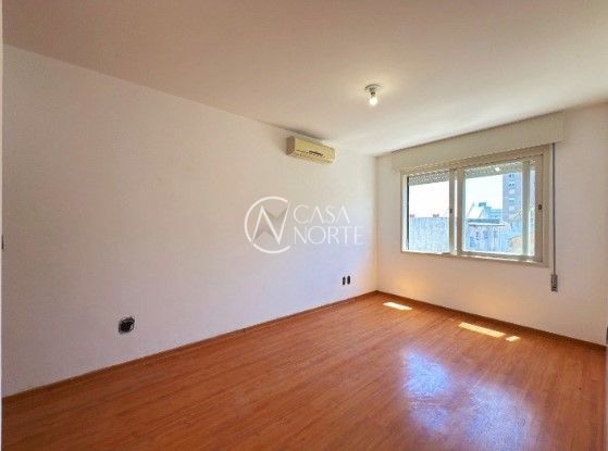Apartamento à venda com 2 quartos, 61m², 1 vaga, Rua Maestro Mendanha no bairro Santana em Porto Alegre