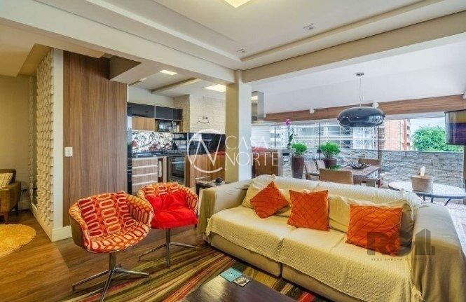 Cobertura à venda com 2 quartos, 111m², 1 suíte, 1 vaga, Avenida Guaporé no bairro Petrópolis em Porto Alegre