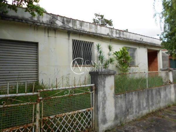 Casa à venda com 3 quartos, 84m², Rua Guine no bairro Vila Ipiranga em Porto Alegre