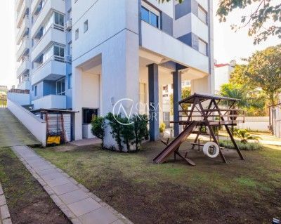 Cobertura à venda com 2 quartos, 161m², 1 suíte, 2 vagas, Rua Luiz de Camões no bairro Santo Antônio em Porto Alegre